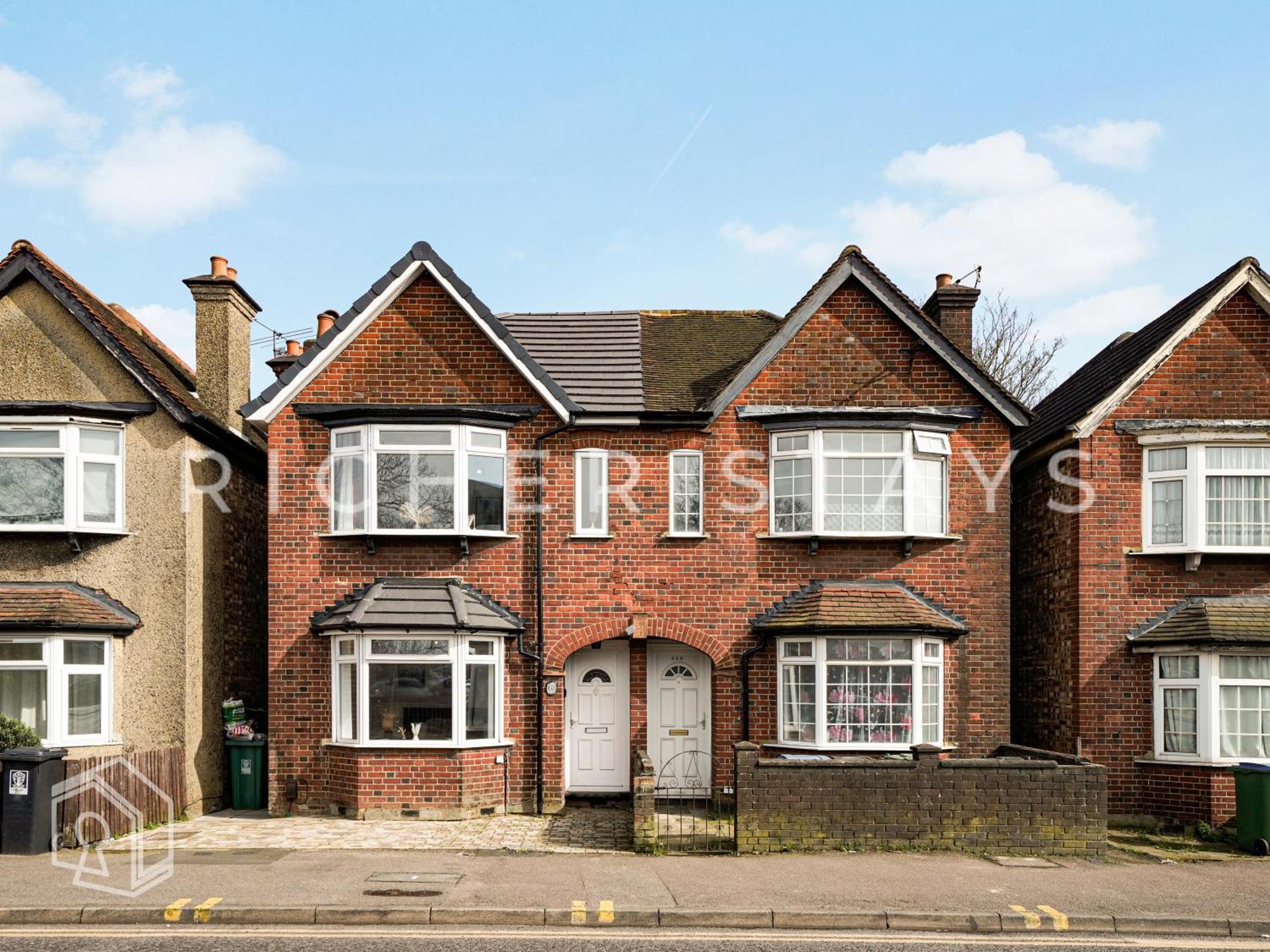 Watford Large 5Br Home - Contractors & Families Exterior photo